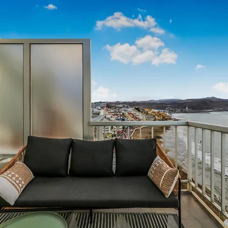 Skyline Beachfront Retreat Апартаменты Лас-Пальмас-де-Гран-Канария