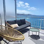 Skyline Beachfront Retreat * Лас-Пальмас-де-Гран-Канарія