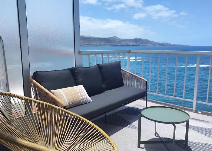 Skyline Beachfront Retreat * Las Palmas de Gran Canaria