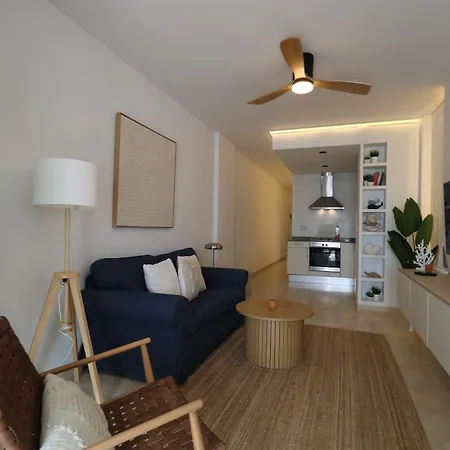 Skyline Beachfront Retreat 라스팔마스