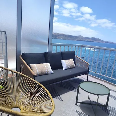 Appartement Skyline Beachfront Retreat